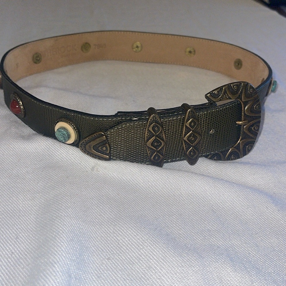 Leatherock olive greenish black belt with various stones . SZ M 26-28 USA EUC